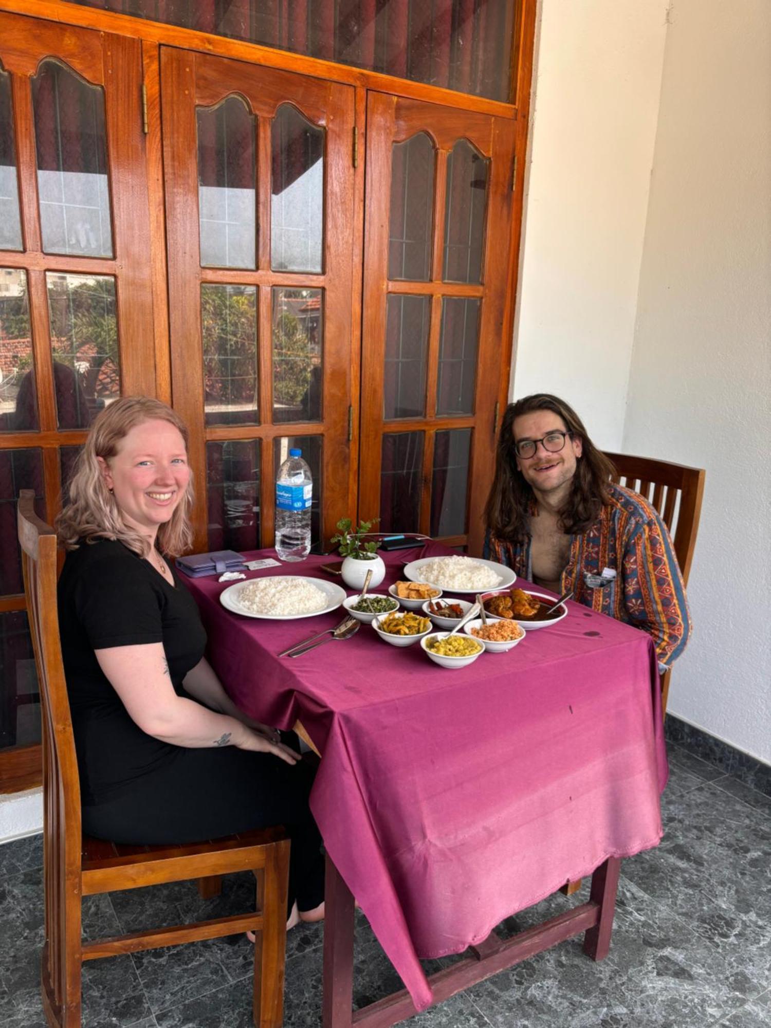 The Alexis'S Guest House Negombo Buitenkant foto